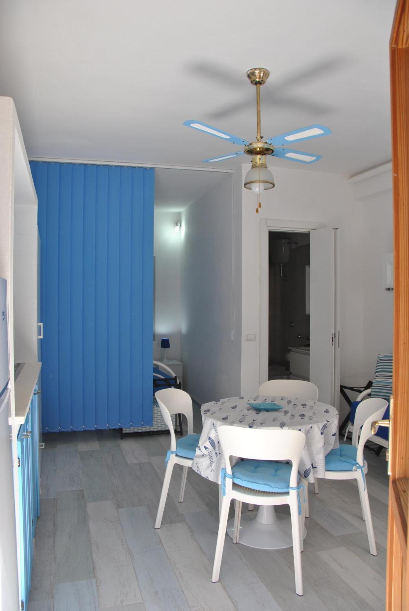 Casa Vacanze Casti - 41 Calasetta Esterno foto