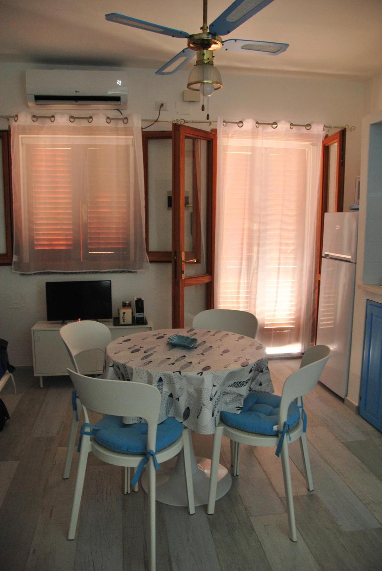 Casa Vacanze Casti - 41 Calasetta Esterno foto