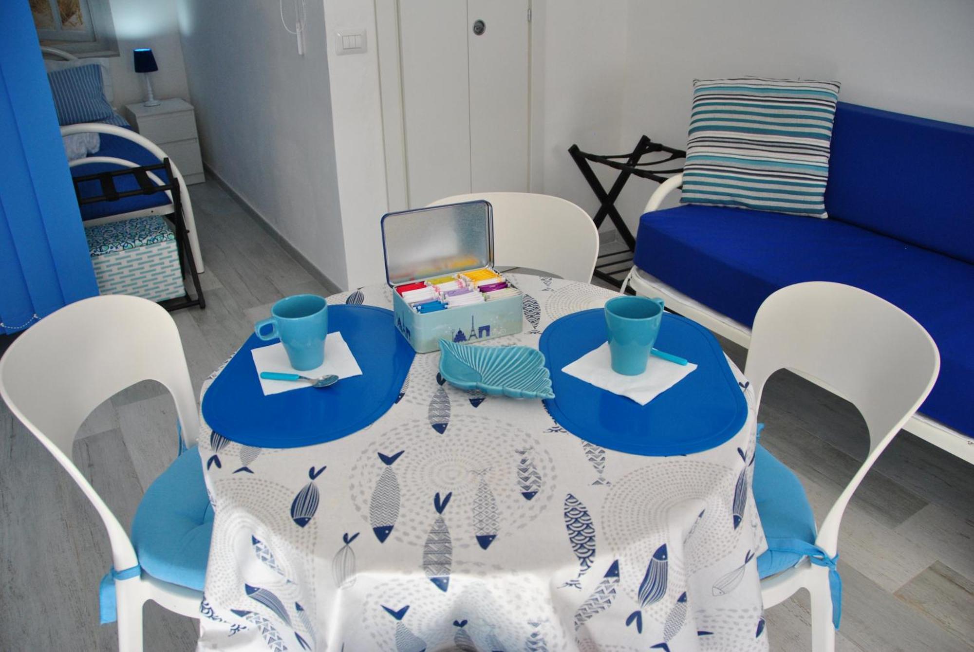 Casa Vacanze Casti - 41 Calasetta Esterno foto